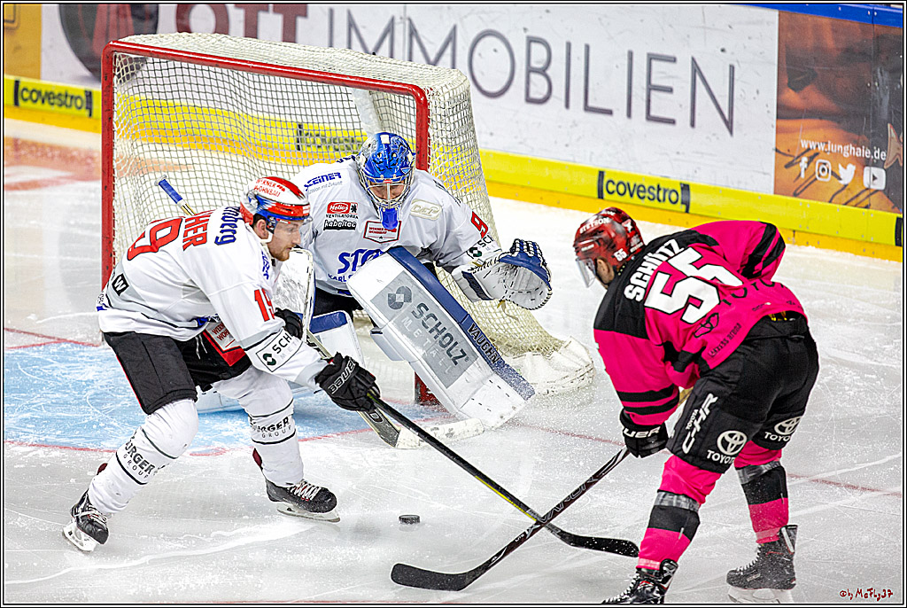 DEL; Koelner Haie - Schwenninger Wild Wings, 07.10.2018